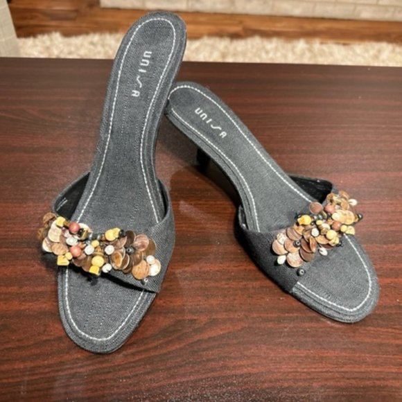 Size 10B UNISA Black Canvas / Brown Shell Kitten Heel Sandals - Picture 1 of 5